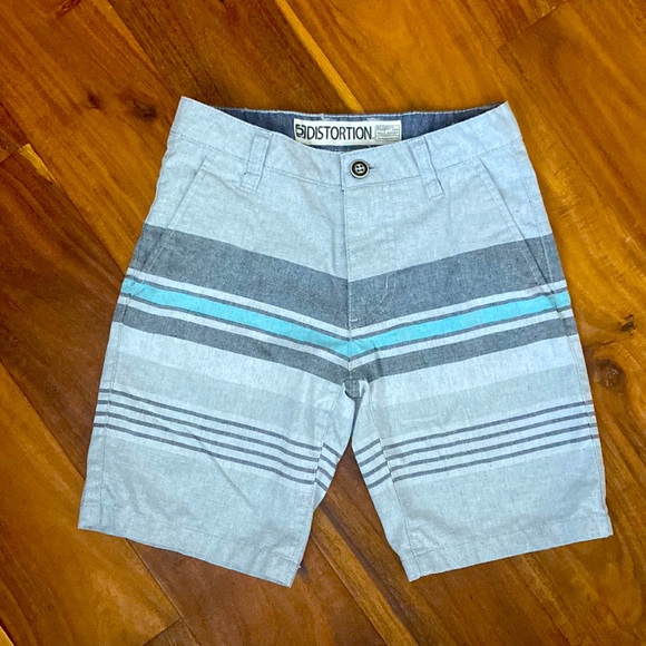 Boy’s Shorts Size 5 Board Short